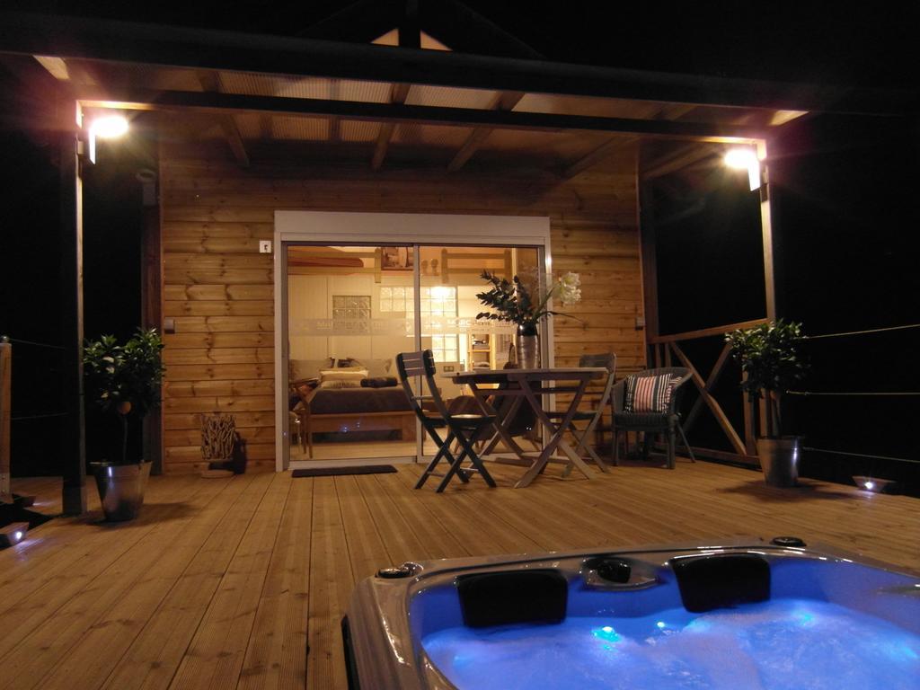 Marosenia Ttiki - Cabanes Et Spa Ascain Esterno foto
